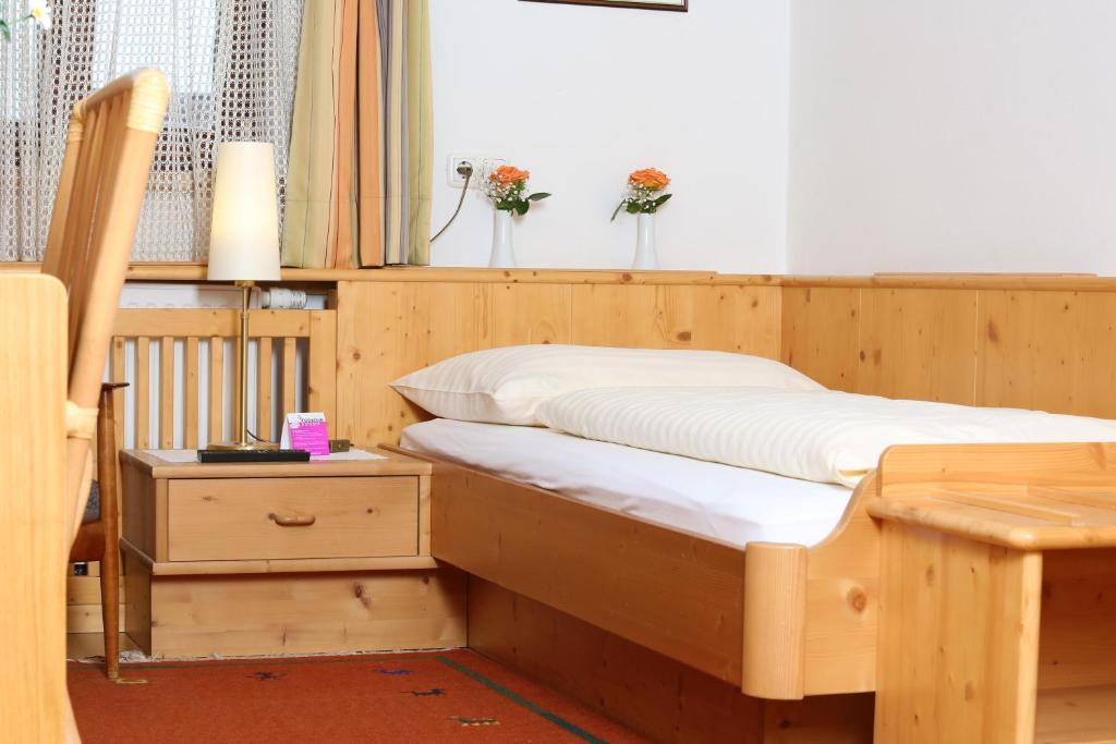 Gasthof Engelhof Gmunden Room photo