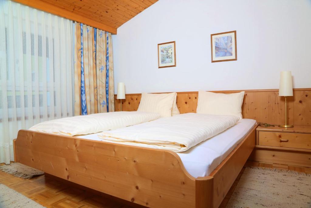 Gasthof Engelhof Gmunden Room photo