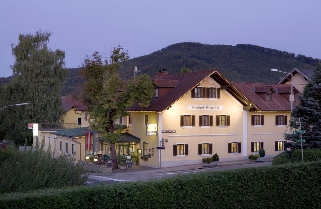 Gasthof Engelhof Gmunden Exterior photo